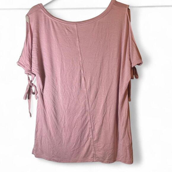 Soho Jeans NY & CO Pink Cold Shoulder Blouse Size M - Picture 2 of 5